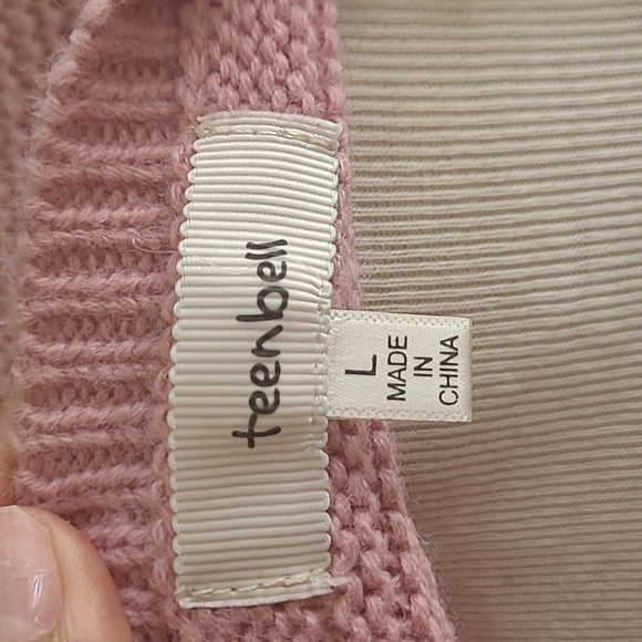 Teenbell pink sweater/ size L 💓 - Picture 5 of 6